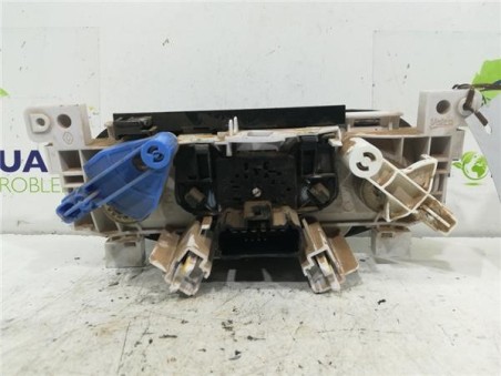 Mandos Calefaccion / Aire Acondicionado Dacia Duster I  1 6 Ambiance 4x4 [1 6 Ltr  - 77 kW 16V CAT]