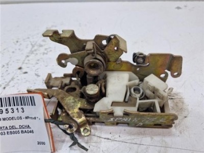 Cerradura Puerta Delantera Derecha » OTROS    MODELOS *