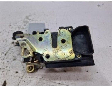 Cerradura Puerta Trasera Derecha » OTROS    MODELOS *