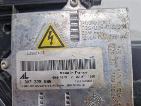 FARO XENON DERECHO Mazda 6 Berlina  2 0 DI