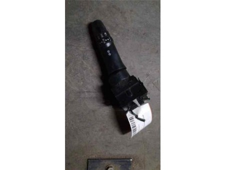 Mando De Luces Mitsubishi L 200 2 5 DI-D 