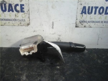 Mando De Luces Toyota COROLLA VERSO 2 2 Turbodiesel 