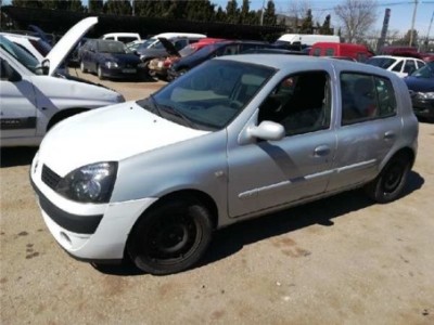 Aleta Delantera Izquierda Renault CLIO II FASE II 1 5 dCi D  2