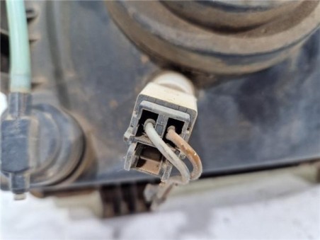 Faro Delantero Izquierdo Mercedes-Benz 100 Furgón  D 