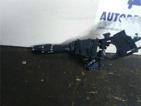 Mando De Luces Lexus IS200 2 2 D-CAT 