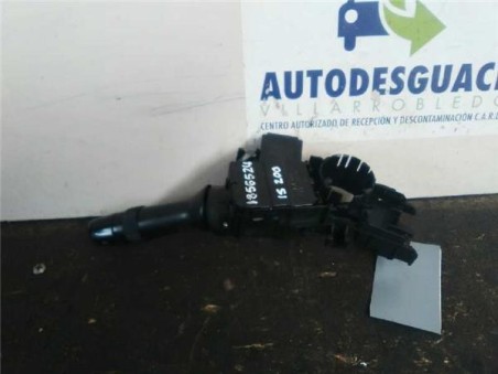 Mando De Luces Lexus IS200 2 2 D-CAT 