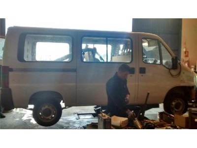 Radiador Peugeot BOXER CAJA CERR  ACRISTALADO 2 5 D  2