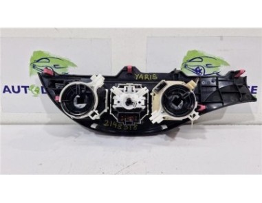 Mandos Calefaccion / Aire Acondicionado Toyota Yaris  1 3 Active [1 3 Ltr  - 73 kW 16V CAT]