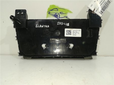 Mandos Climatizador Hyundai ELANTRA Sedán  1 6 CRDi