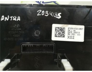 Mandos Climatizador Hyundai ELANTRA Sedán  1 6 CRDi