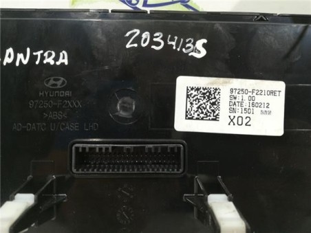 Mandos Climatizador Hyundai ELANTRA Sedán  1 6 CRDi