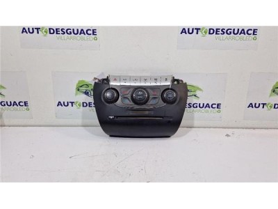 Mandos Climatizador Fiat Freemont  2 0 Basis [2 0 Ltr  - 103 kW 16V Multijet CAT]