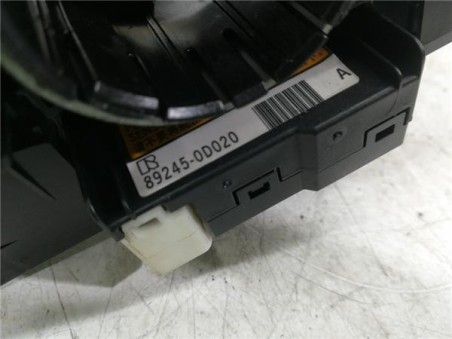 Mando Intermitencia Toyota YARIS  1 0