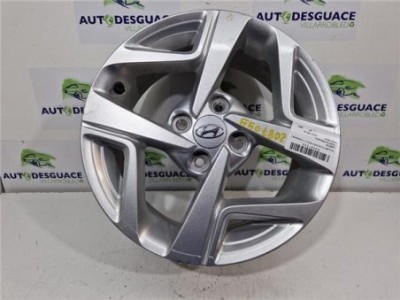 Llanta Hyundai i10  1 0 Essence [1 0 Ltr  - 49 kW CAT]