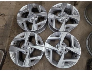 Llanta Hyundai i10  1 0 Essence [1 0 Ltr  - 49 kW CAT]