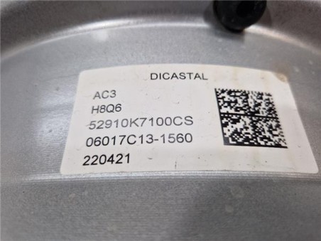 Llanta Hyundai i10  1 0 Essence [1 0 Ltr  - 49 kW CAT]