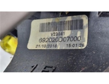 Maneta Exterior Delantera Izquierda Toyota Yaris  1 3 Active [1 3 Ltr  - 73 kW 16V CAT]