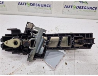 Maneta Exterior Delantera Izquierda Ford Tourneo Courier  1 5 Titanium [1 5 Ltr  - 70 kW TDCi CAT]