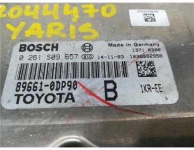 Centralita Toyota YARIS  1 0