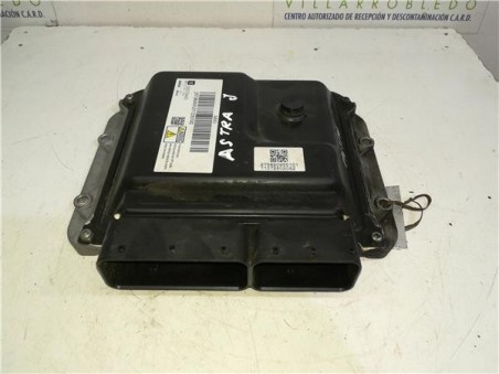 Centralita Opel ASTRA J SPORTS TOURER 1 7 16V CDTI 