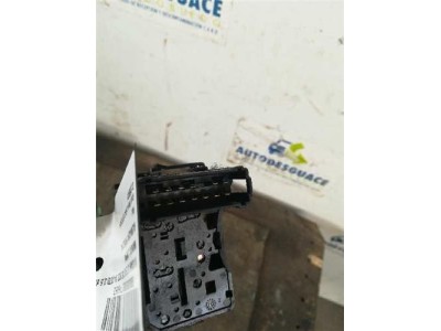 Mando Limpiaparabrisas Nissan INTERSTAR MOD  04 2 5 dCi D