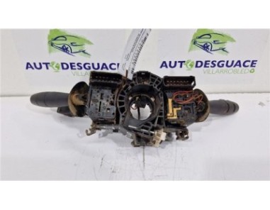 Mando Intermitencia Renault Trafic II Combi  2 0 27 CN Combi6 acristalado parcial [2 0 Ltr  - 84 kW dCi Diesel CAT]