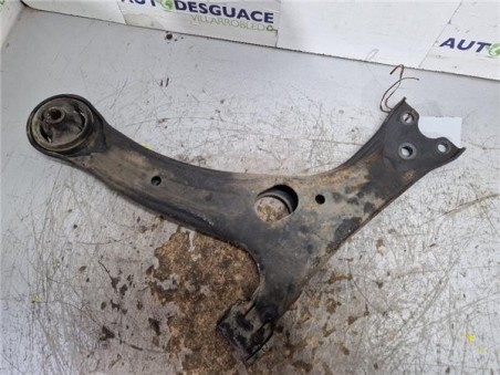 Brazo Inferior Delantero Derecho Toyota Corolla  2 0 D-4D