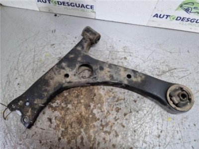 Brazo Inferior Delantero Izquierdo Toyota Corolla  2 0 D-4D 2