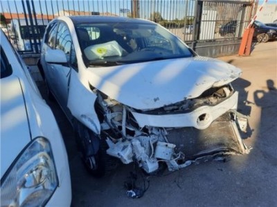 Brazo Inferior Delantero Izquierdo Toyota VERSO 2 0 D-4D  2