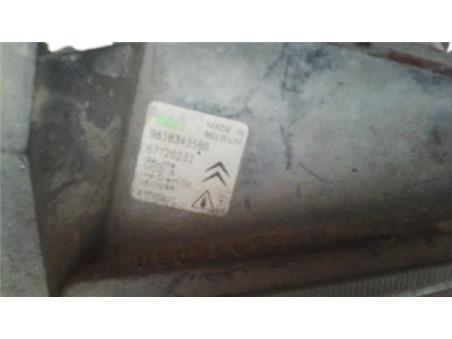 Faro Antiniebla Derecho Citroen SAXO *