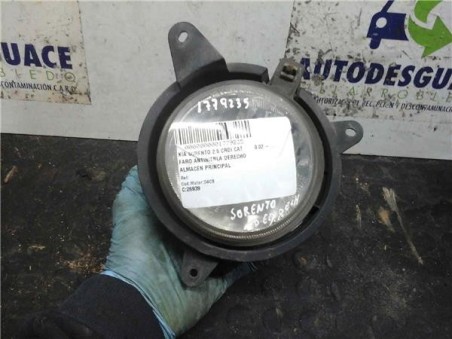 Faro Antiniebla Derecho Kia SORENTO 2 5 CRDi 