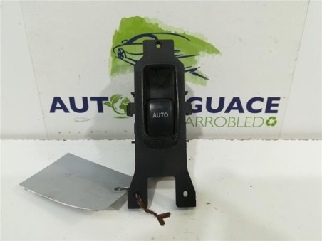 MANDO ELEVALUNAS TRASERO DERECHO Lexus IS II  220 d 