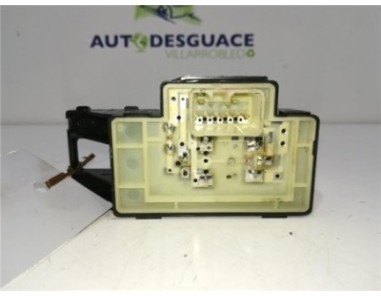 MANDO ELEVALUNAS TRASERO IZQUIERDO Hyundai ELANTRA Sedán  1 6 CRDi