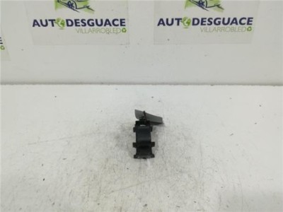 MANDO ELEVALUNAS DELANTERO DERECHO Toyota YARIS  1 0