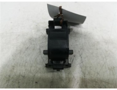 MANDO ELEVALUNAS DELANTERO DERECHO Toyota YARIS  1 0