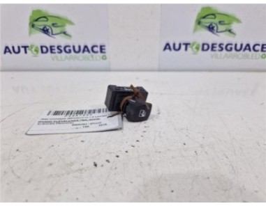 MANDO ELEVALUNAS TRASERO DERECHO Jeep Compass  1 6 Limited FWD [1 6 Ltr  - 88 kW M-Jet CAT]