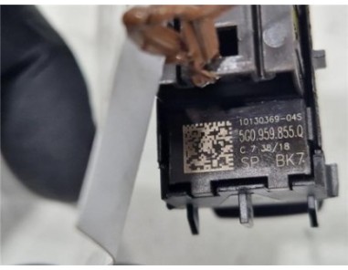 MANDO ELEVALUNAS TRASERO IZQUIERDO Seat Leon  1 6 Reference [1 6 Ltr  - 85 kW TDI]