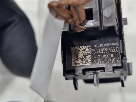 MANDO ELEVALUNAS TRASERO IZQUIERDO Seat Leon  1 6 Reference [1 6 Ltr  - 85 kW TDI]