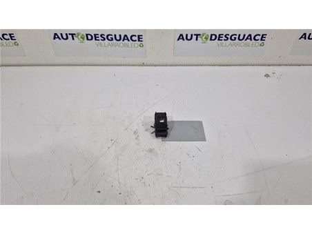 MANDO ELEVALUNAS DELANTERO DERECHO Peugeot 3008  1 6 Access [1 6 Ltr  - 84 kW HDi FAP]