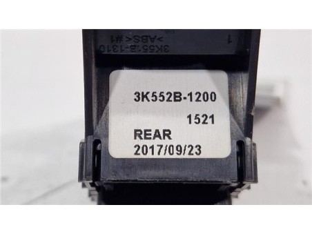 MANDO ELEVALUNAS TRASERO DERECHO Hyundai Kona  1 0 Essence 2WD [1 0 Ltr  - 88 kW TGDI CAT]