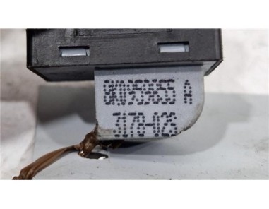 MANDO ELEVALUNAS TRASERO DERECHO Audi A4 Avant  2 0 Básico [2 0 Ltr  - 105 kW 16V TDI]