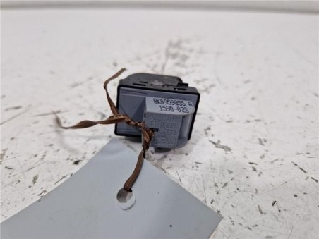 MANDO ELEVALUNAS TRASERO IZQUIERDO Audi A4 Berlina  2 0 Basis [2 0 Ltr  - 105 kW 16V TDI]