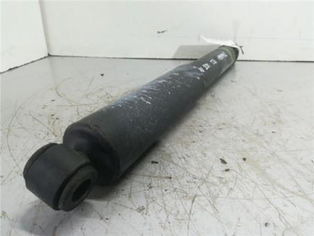 Amortiguador Trasero Derecho Nissan NV 200 1 5 dCi 