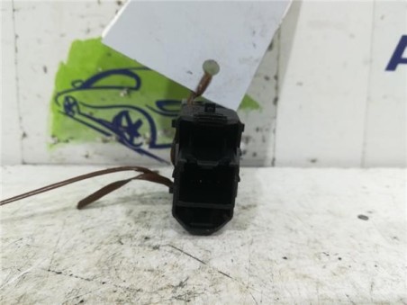 MANDO ELEVALUNAS TRASERO DERECHO Ford FOCUS LIM  1 6 TDCi 