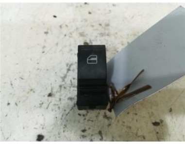 MANDO ELEVALUNAS DELANTERO DERECHO Seat Mii  1 0 @Mii [1 0 Ltr  - 55 kW]