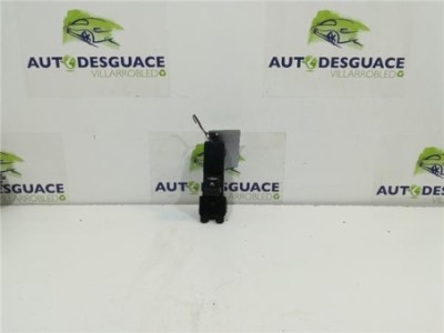 MANDO ELEVALUNAS DELANTERO DERECHO Hyundai Tucson  1 6 Style 2WD [1 6 Ltr  - 100 kW CRDi CAT ]