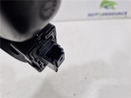 MANDO ELEVALUNAS TRASERO DERECHO Renault Captur II  1 0 Experience [1 0 Ltr  - 74 kW TCE]