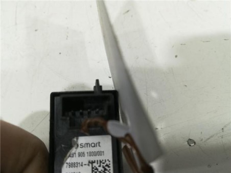 MANDO ELEVALUNAS DELANTERO DERECHO Smart fortwo coupe  1 0  