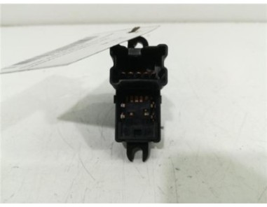 MANDO ELEVALUNAS TRASERO IZQUIERDO Nissan Juke I  1 5 Acenta [1 5 Ltr  - 81 kW Turbodiesel CAT]