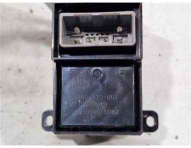 MANDO ELEVALUNAS TRASERO IZQUIERDO Honda HR-V  1 5 Comfort [1 5 Ltr  - 96 kW i-VTEC CAT]